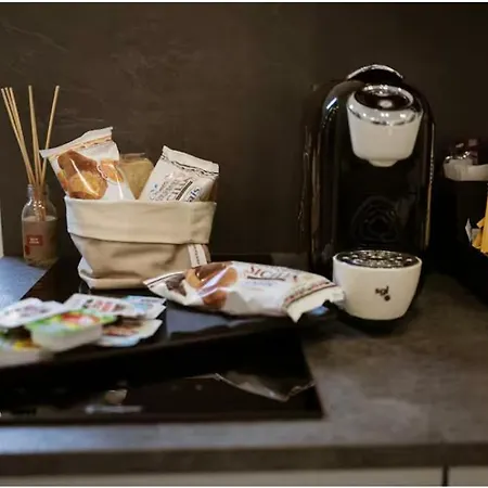아파트 Family House *